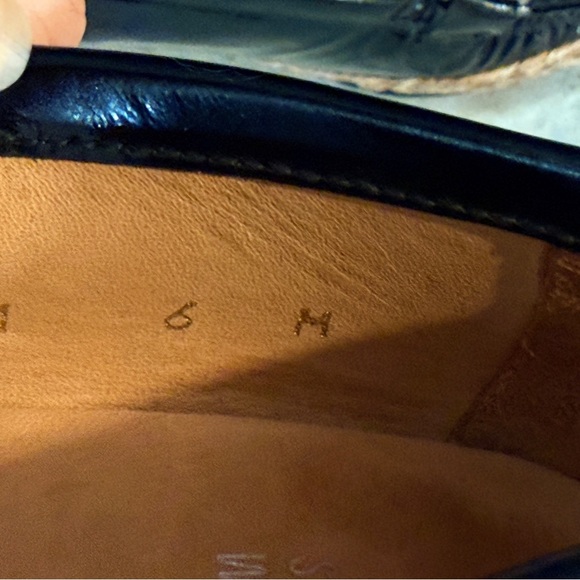 Women’s STUART WEITZMAN black patent leather loafers. Size 6 - Picture 6 of 6